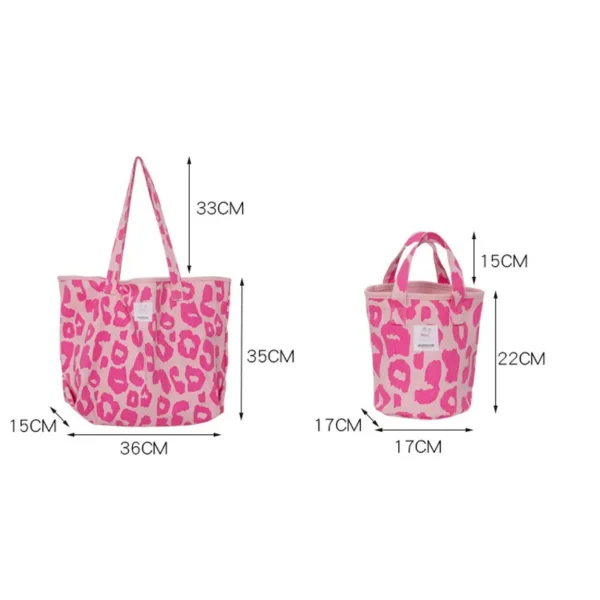 The pink reusable bag: Your companion for a sustainable chic lifestyle.