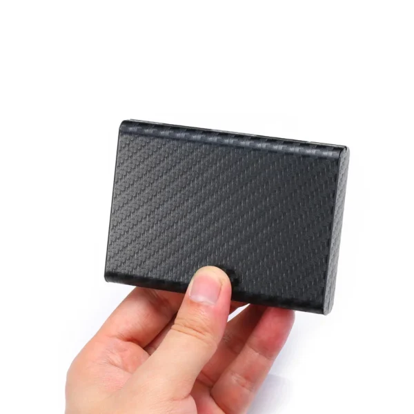 The minimalist metal wallet: compact, durable, essential.
